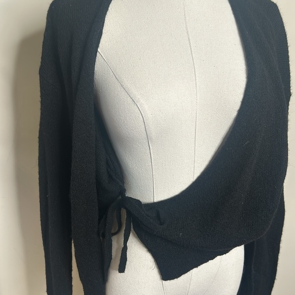 H&M Black Wrap knit sweater size small - Picture 4 of 6
